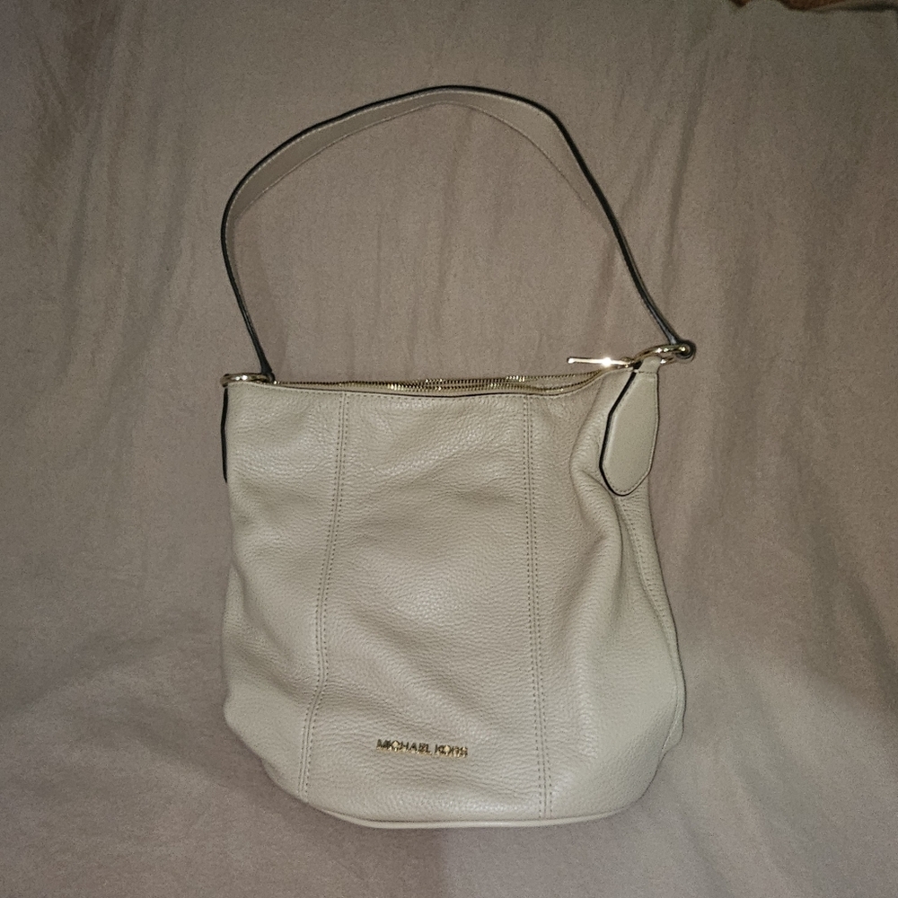 Michael kors purse leather - Picture 1 of 3